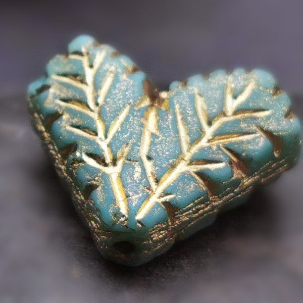 2 COEURS avec FEUILLES 15 x 13 mm - Nouvelle forme - Turquoise Opaque Bronze - Perles tchèques premium - CZ_1400