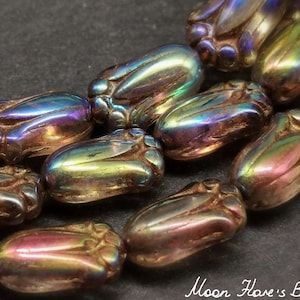15 TULIP beads 12 x 8 mm - Greige transparent with metallic rainbow - Premium - B_850