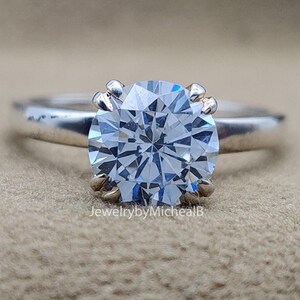 Round Cut Moissanite Engagement Ring, 14k White Gold Dainty Wedding Ring, Vintage Bridal Jewelry, Anniversary Gift For Her