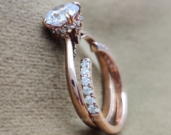 Ronde geslepen kleurloze Moissanite verborgen Halo verlovingsring met open kloof bruiloft Moissanite band in 14K Rose Gold unieke bruidsringset