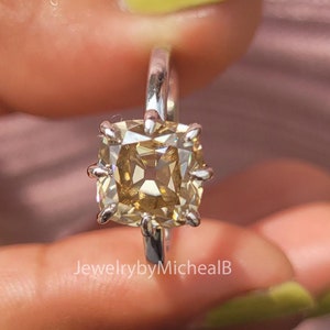 Elegant 2 CT Cushion Cut Moissanite Engagement Ring, 14K White Gold Solitaire Wedding Ring, Vintage Bridal Jewlery, Anniversary Gift For Her