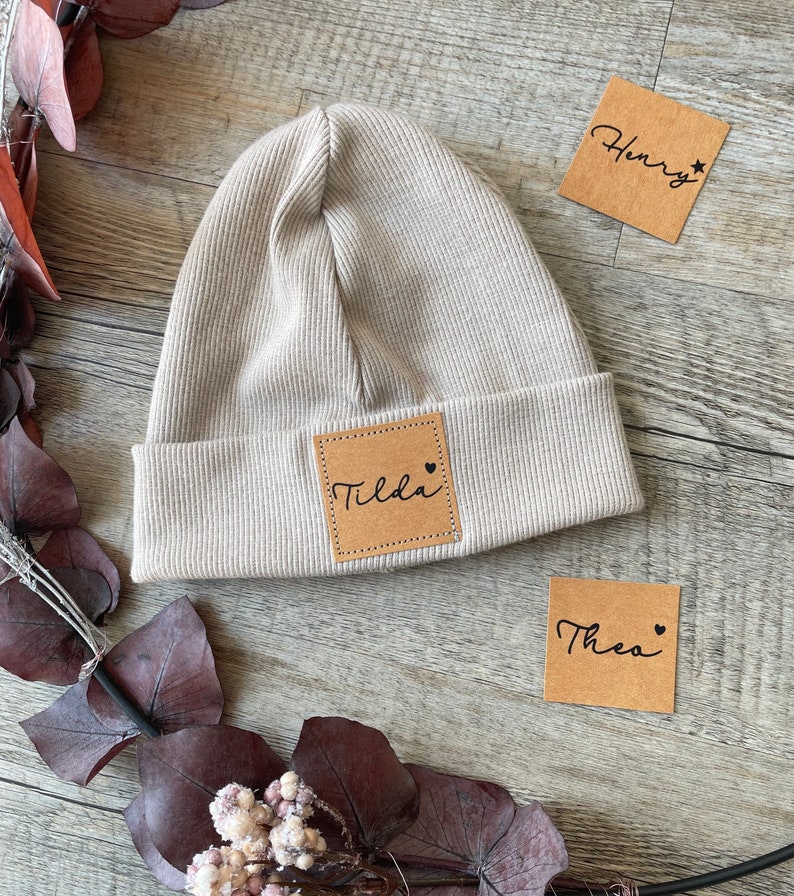 Personalisierte Hipster Beanie in beige Bild 1