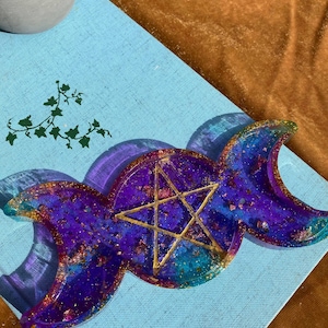Handmade Mini Pentacle Tray // Neopaganism // Triple Goddess Resin Tray