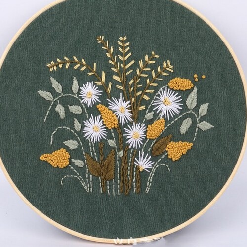 Daisy Embroidery Kit for Beginner Modern Embroidery Kit With Etsy