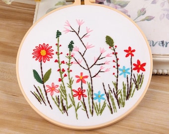 Lavender Beginner DIY Embroidery, flowers pattern, Hand Embroidery Art