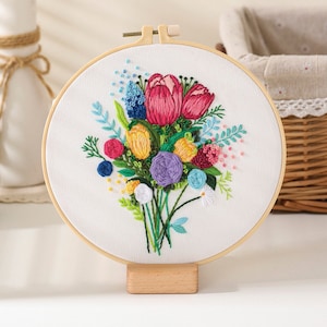 Flowers Embroidery Kit | Modern Embroidery Kit with Pattern | Flowers Embroidery Full Kit with Needlepoint Hoop| DIY Craft Kit