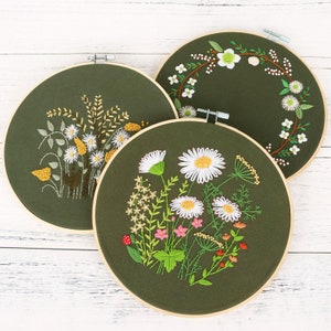Green Daisy Embroidery Kit For Beginner | Modern Embroidery Kit with Pattern | Flowers Embroidery Full Kit with Needlepoint Hoop