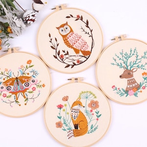 Animals Embroidery Kit For Beginner | Animal craft Kit with Pattern | Flowers Embroidery with Needlepoint Hoop| DIY Craft Kit for Women