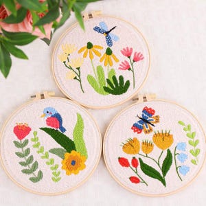 Punch Needles Start Kit/ Beginner Punch Needle Kit with Wooden Punch Needle/ Punch Needle Kit with Yarn/All Materials Included /Gift HER