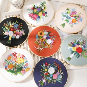 Flowers Embroidery Kit | Modern Embroidery Kit with Pattern | Flowers Embroidery Full Kit with Needlepoint Hoop| DIY Craft Kit