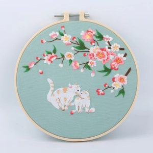 Chinese Traditional Two White Cats Embroider Kit with Pattern | Flowers Embroidery Full Kit with Needlepoint Hoop| DIY Craft Kit