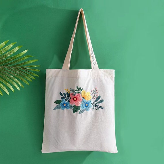 Hand Embroidery Wildflower Canvas Bag Kit, Modern Flower Embroidery Tote Bag  Kit for Beginners, DIY Needlework Craft Kit for Adults 