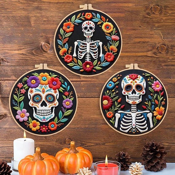 Halloween Embroidery Kit, needlecraft kit,  Skull embroidery pattern, beginners embroidery kit, modern embroidery kit, wall art, embroidery