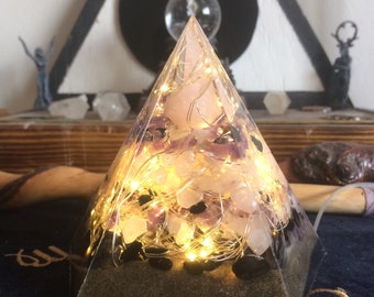 Orgonite Pyramid Lamp - Pentagonal USB Remote Control