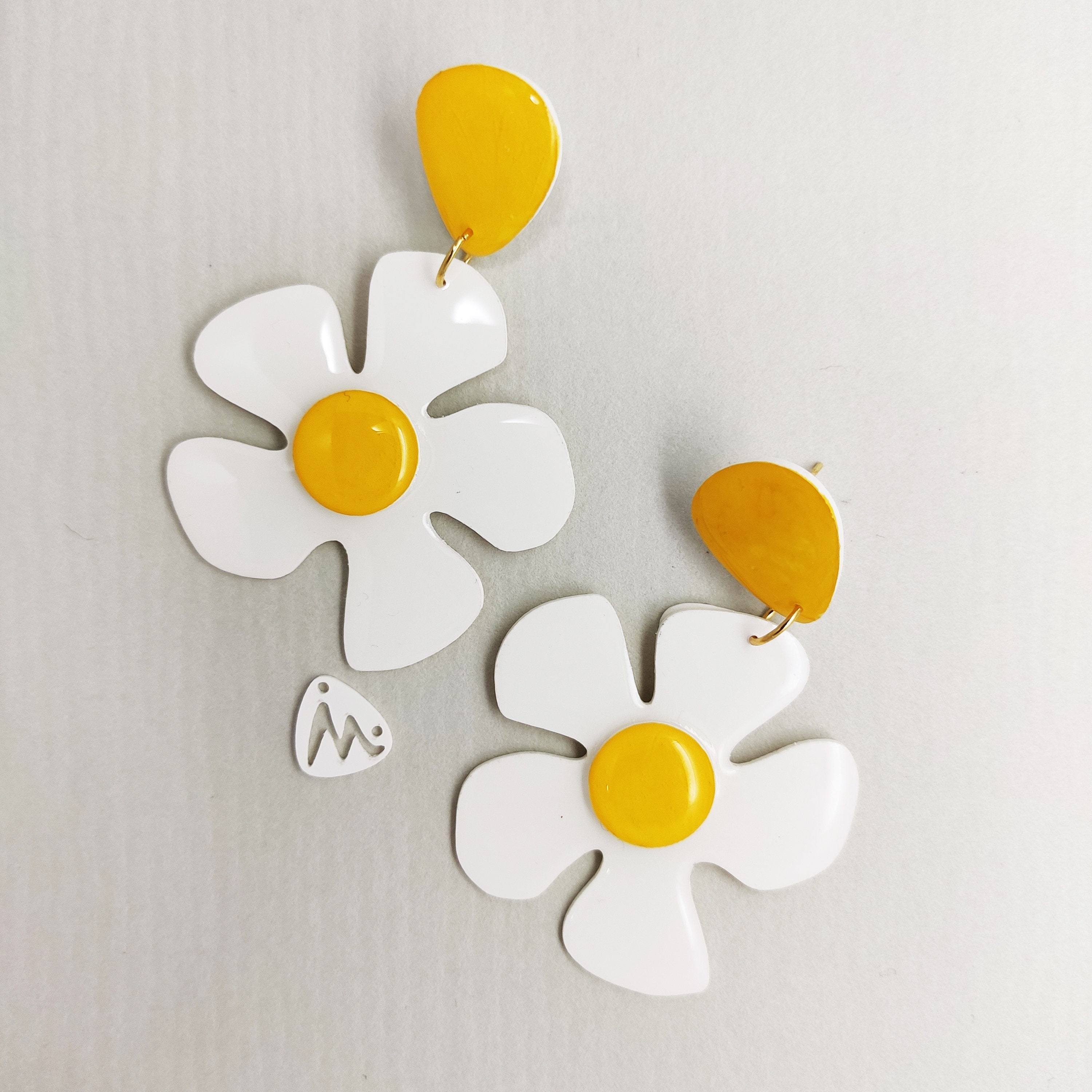 dangle floral earrings