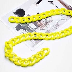 Yellow Plastic Chain Link