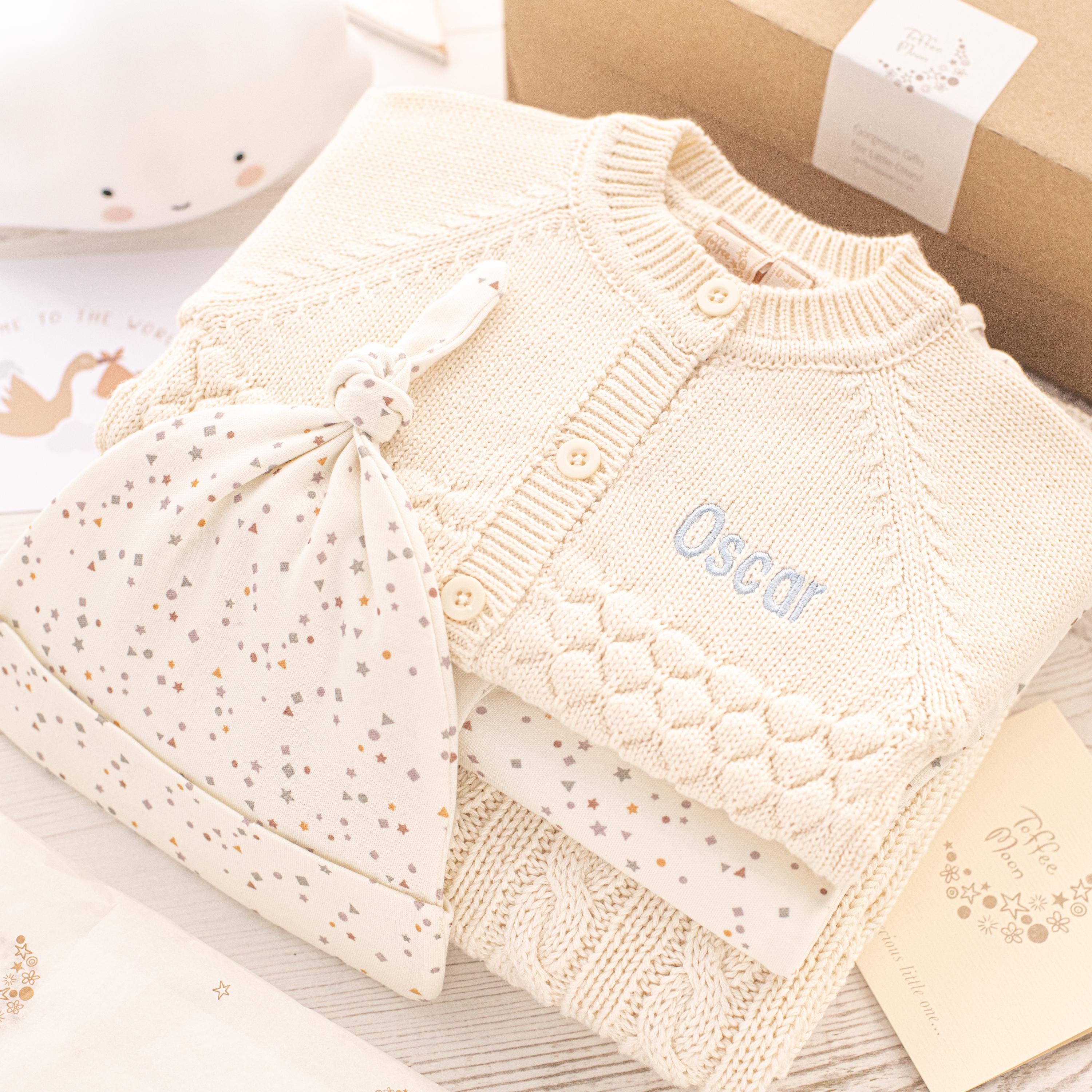 Toffee Moon Unisex Geoprint Sleepsuit Cream Pebble Gift Box