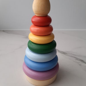 Pyramide Empilable En Bois Choix De Couleur Personnalise Etsy