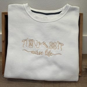 Nurse icon sweatshirt, Nurse icon Crewneck, embroidered sweatshirt, gift for nurses