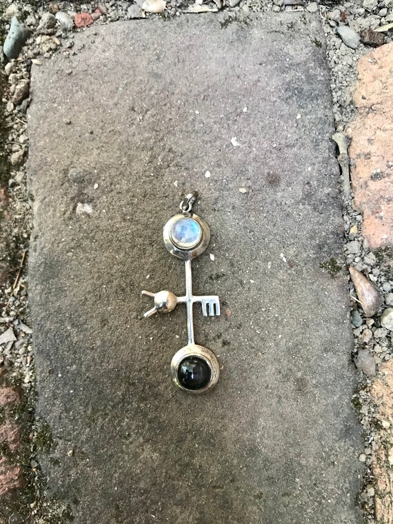 Handmade Unique 925 Solid Silver Key Symbol Crop C