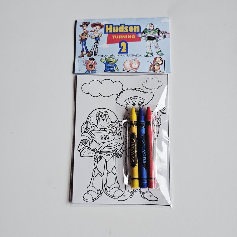 Recuerdos de fiesta de Toy Story, Mini hojas para colorear y crayones, Dos recuerdos de fiesta de "Infinito y más allá", Bolsa personalizada de recuerdos de fiesta de Toy Story imagen 3