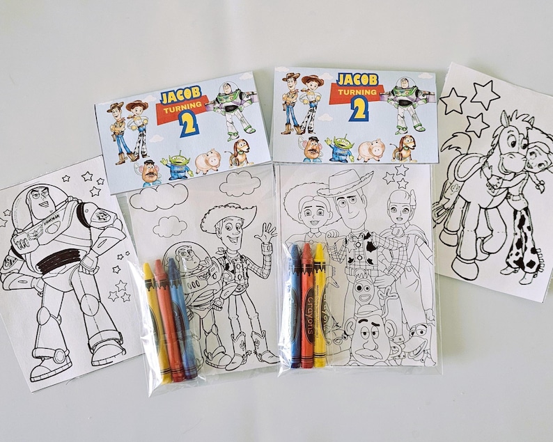 Recuerdos de fiesta de Toy Story, Mini hojas para colorear y crayones, Dos recuerdos de fiesta de "Infinito y más allá", Bolsa personalizada de recuerdos de fiesta de Toy Story imagen 5