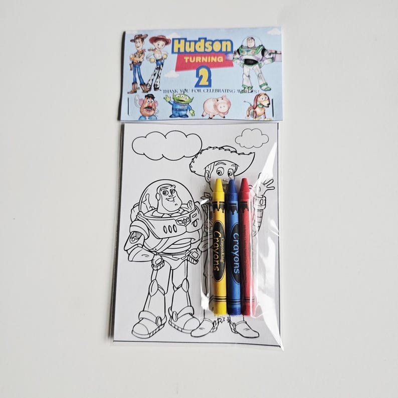 Recuerdos de fiesta de Toy Story, Mini hojas para colorear y crayones, Dos recuerdos de fiesta de "Infinito y más allá", Bolsa personalizada de recuerdos de fiesta de Toy Story imagen 10