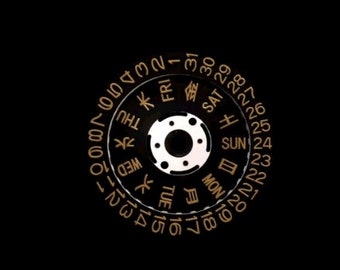 Black and Gold Date-Disc NH35 36 Calendar / Resettable Calendar Date-Day Serum Suitable for SKX007 scallop Watch Accessories
