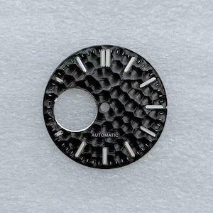 28,5 mm bikakebearbetad hamrad urtavla för NH38 NH70 skeletturverk Modifierade delar Applicerade index Flera färger Gör-det-själv-anpassad urtavla reparation black silver