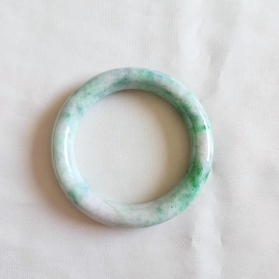57mm 鮮やかな緑色 A級翡翠 円筒形バングル 未処理ビルマ産翡翠 - Etsy