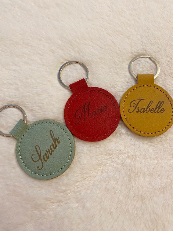 PERRIS Portachiavi Rotondo Personalizzabile Con Incisione – Ecopelle E Metallo, Argento/Nero, Regalo Uomo/Donna Con Confezione