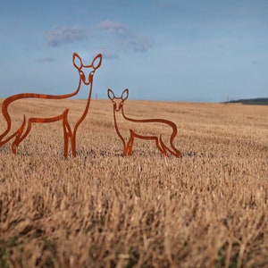 Deer and Fawn Sculpture - Roe Deer with Fawn Sculpture Rust Patina - Animal Garden Sculpture - Wildlife Sculpture - Garden Sculpture