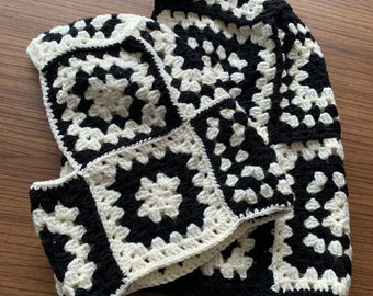 Balaclava, Knitted Balaclava, Unisex Balaclava, Black and White Balaclava for Women, Crochet Winter Hat, Crochet Knitted Balaclava for women