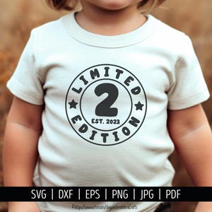 2. Geburtstag SVG. Zwei Est 2023 T-Shirt Vektor-Schneidemaschine. 2 Jahre Squad Limited Edition Badge Schnittdateien Silhouette Cricut Download