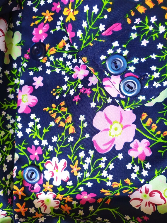 Vintage 1970s colourful floral pattern blouse, na… - image 7