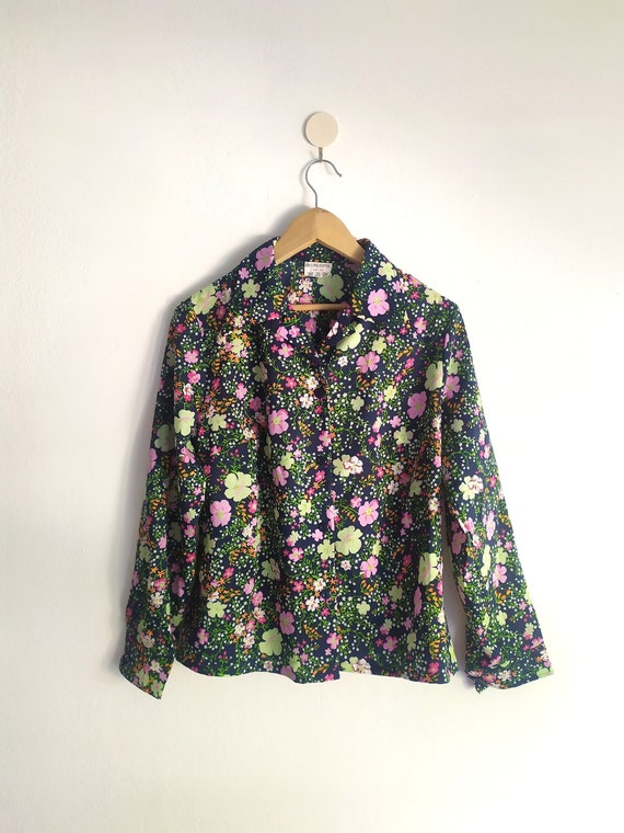 Vintage 1970s colourful floral pattern blouse, na… - image 1