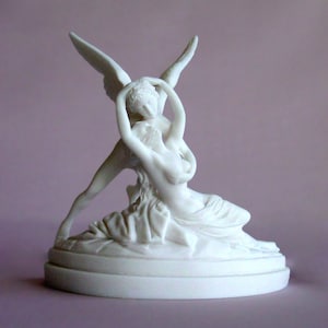 Love and Soul replica Psyche revived by Cupid’s kiss 16cm white