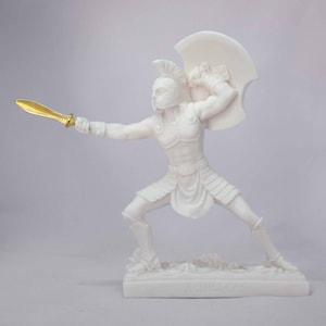 Achilles attacks with the sword 20cm white