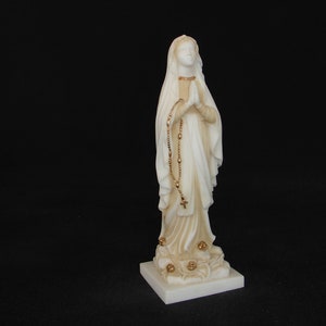 Virgin Mary praying statue made of Alabaster 17cm gold
