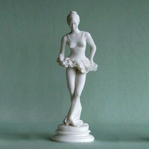 Ballet dancer – Ballerina – Type 2 – made of Alabaster 26cm white