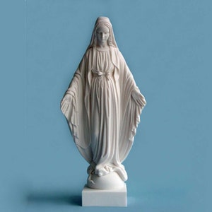Virgin Mary whole statue made of Alabaster 17cm white