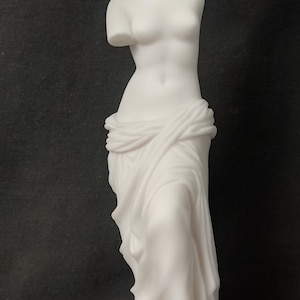 Venus of Milos statue replica made of Alabaster 24cm white