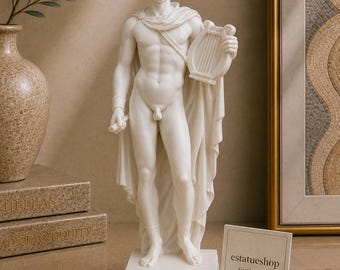 Estátua de Apolo, deus grego, feita de alabastro branco, com 16 a 18 cm de altura.