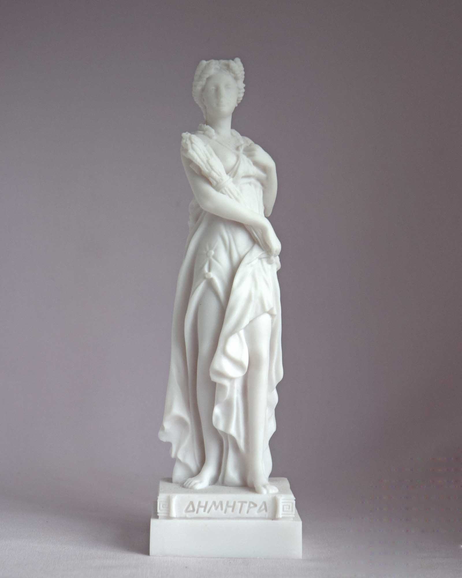 Statue de Jardin en Fonte Déesse à l'Amphore - Dommartin