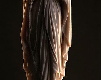 Virgin Mary praying statue made of Alabaster 42cm white
