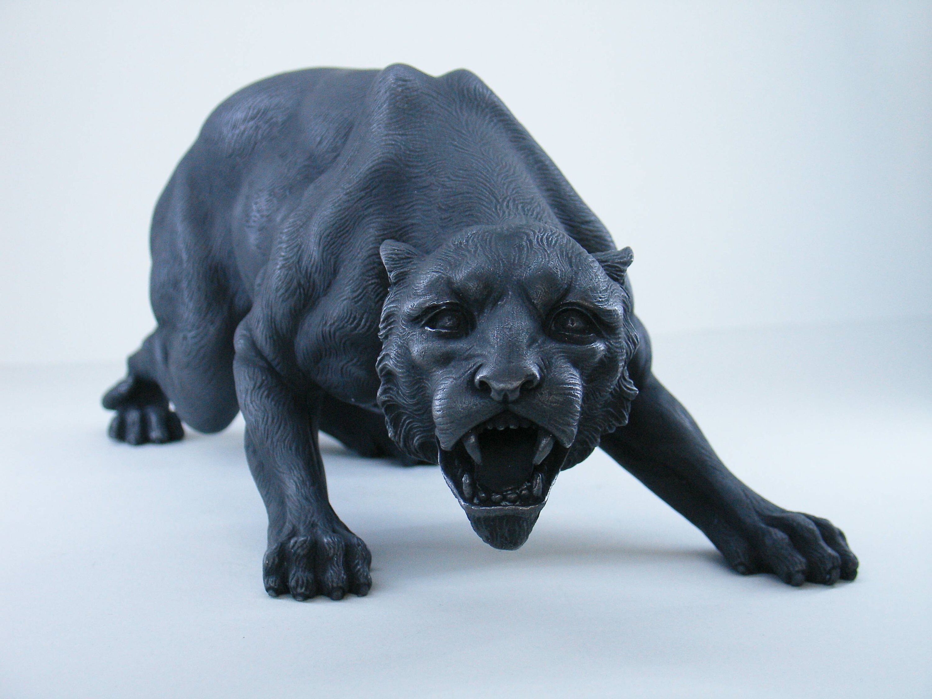 Jaguar Statue That Roars Made Of Alabaster 14cm Black