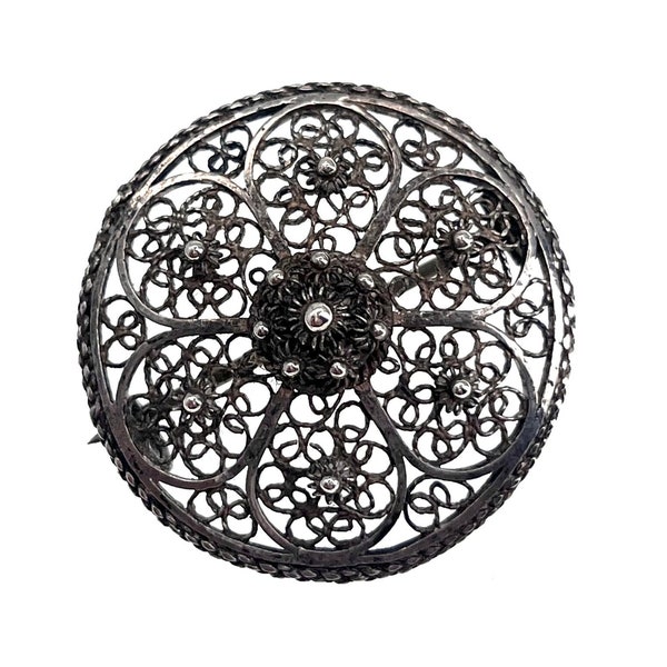 Antique Victorian Dutch Filigree Silver Traditional Circle Brooch w Cannetille Work | Circa 1900 | Solid Silver