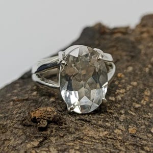 Natural Clear Quartz Crystal Ring, Statement Ring, 925 Sterling Silver Ring, Faceted Clear Crystal Gemstone Ring, Crystal Quartz Jewelry