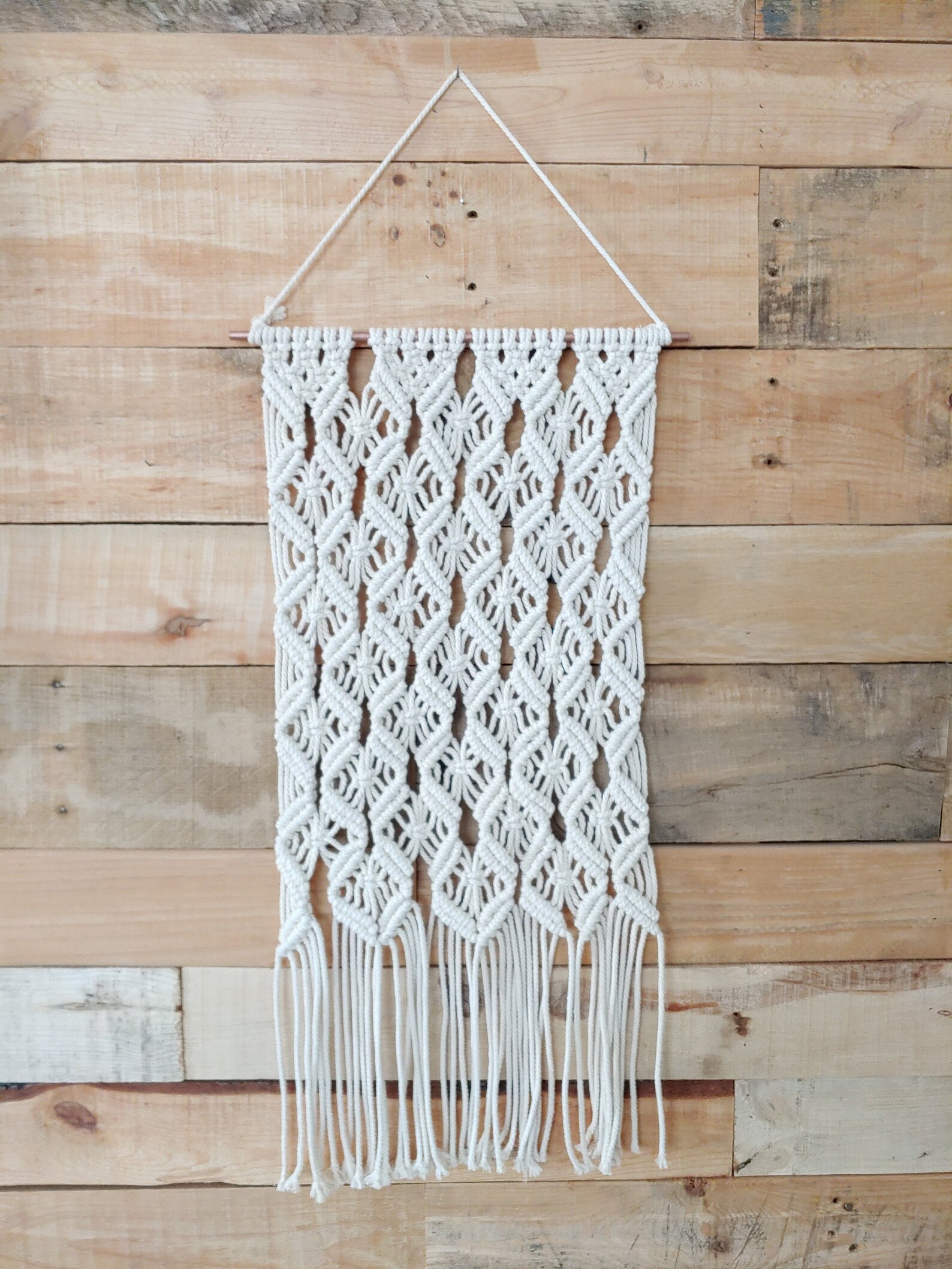 Diamond Pattern Macrame Wall Hanging 12 X 24 Etsy