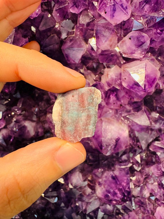 3,68 ct Tourmaline Rose pourpre du Mozambique AAA